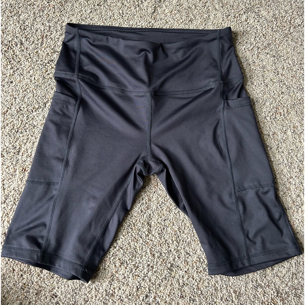 biker shorts
